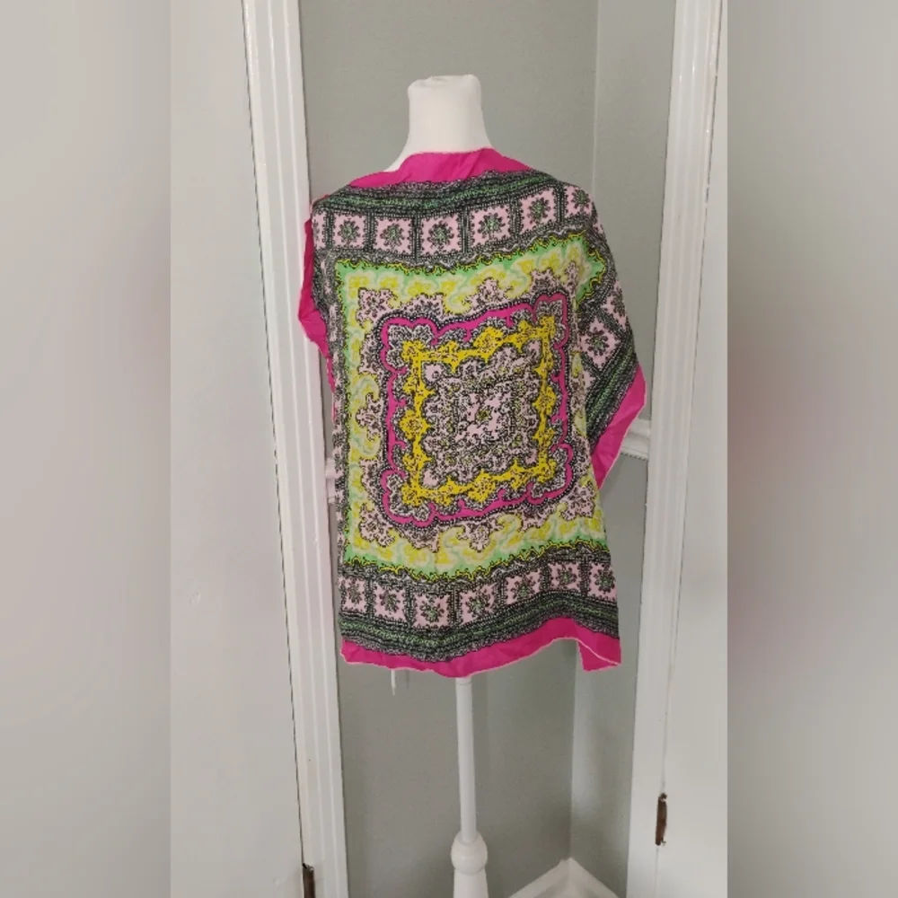 Vintage 1960s 1970s Sally Gee Rayon Silk Blend Colorful Print Scarf